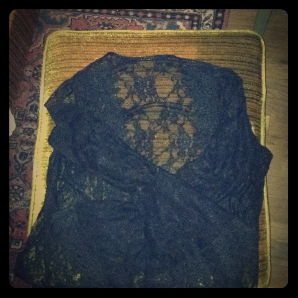 Lace shall / swimsuit cover up